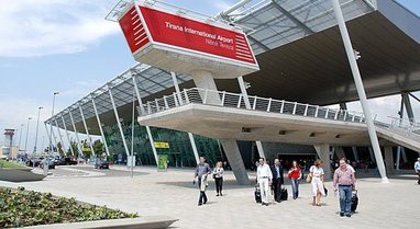 Sulmet ndaj Iranit/ Anullohen fluturimet Tiranë-Tel Aviv, mbyllet edhe