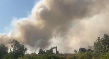 Vazhdon zjarri në landfillin e Elbasanit