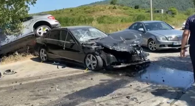 Aksident i rëndë në Thumanë, një i vdekur, 3 të