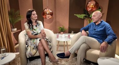 Nga shkolla e letërsisë te intervista me Mbretëreshën