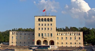 Nis sot faza e parë e aplikimit në universitete