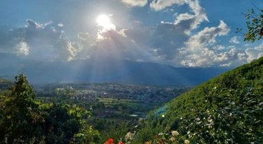 33 grad&euml; celcius n&euml; disa zona, si parashikohet moti sot