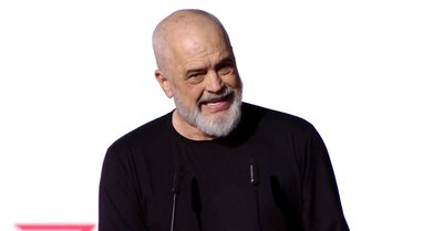 Thousands of citizens demand his removal, Rama: Influenced by disinformation
