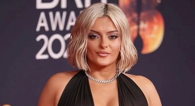 Bebe Rexha rr&euml;fen sfidat pas largimit nga sht&euml;pia diskografike: