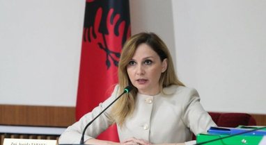 Tabaku: Z&euml;ri i protest&euml;s s&euml; qytetar&euml;ve po d&euml;gjohet dhe
