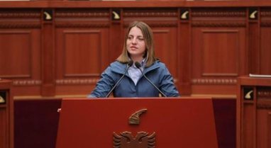Leaving the PS, the MP challenges Rama and the socialists who attacked her: