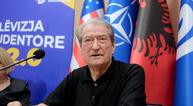 Berisha: Rama e trajtoi mjedisin si pla&ccedil;k&euml;, shkat&euml;rroi parqe e