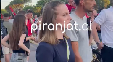 Video/ Marjana Ko&ccedil;eku leaves the SP and joins the protest against Rama
