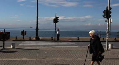 UNDP sounds the alarm for the elderly, humanitarian crisis is looming