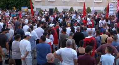 Protestuesi: M&euml; 4 korrik, diaspora do jet&euml; k&euml;tu me ne n&euml;
