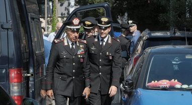 Tragjedi n&euml; Itali, 63-vje&ccedil;ari vret gruan dhe djalin 24-vje&ccedil;ar