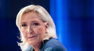 Apeli konfirmon d&euml;nimin p&euml;r mashtrim, Marine Le Pen rrezikon