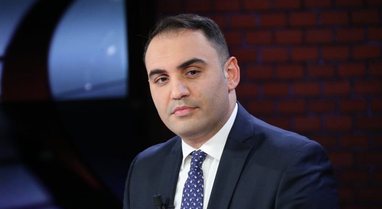K&euml;lli&ccedil;i responds to Rama about Kanye West's concert: 4.2