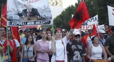 Opinions from 'anonymous' authors target Flamingo protests