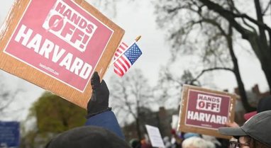 BE tërheq akademikë amerikanë, pasi Trumpi ngrin financimin