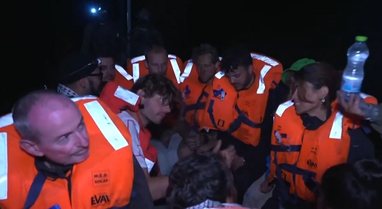 Forcat izraelite konfiskojnë anijen e nisur drejt Gazës dhe