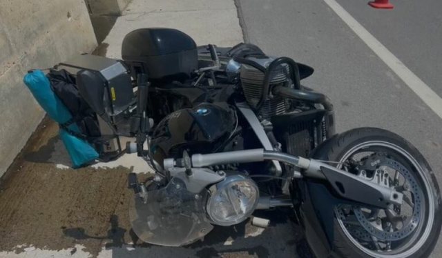 Accident on Arbri Road, two foreign tourists end up in Trauma