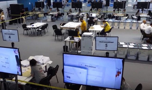 Over 560 ballot boxes are being recounted in Tirana, here's how many votes