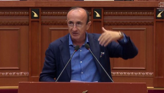 “Shqipëria po plaket”/ Sula: S’kemi qenë të