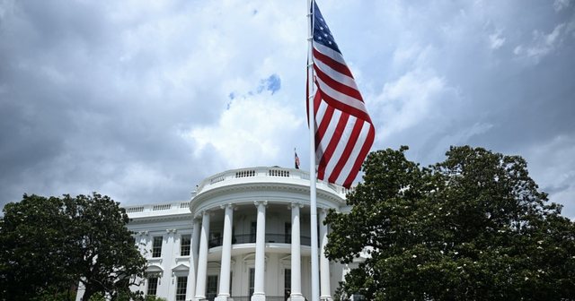 Sht&euml;pia e Bardh&euml; nominon ambasador&euml; p&euml;r n&euml; Bosnje,