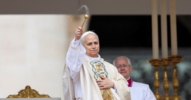 Papa Leoni bën thirrje për unitet, premton të mos jetë
