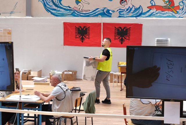 Analiza: Gara e fortë e listave të hapura dhe zhbërja e
