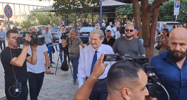 In implementation of the "compulsory appearance" measure, Berisha
