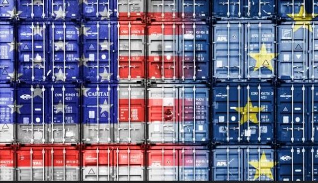 How is the EU preparing for a trade conflict with the US?