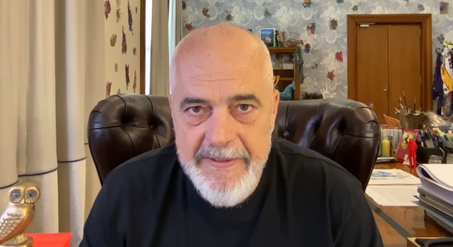 Gazetari: Rama ka përdorur paratë për të bërë
