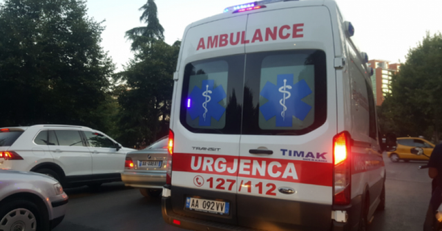Aksident në aksin Peqin–Elbasan, plagosen rëndë dy persona