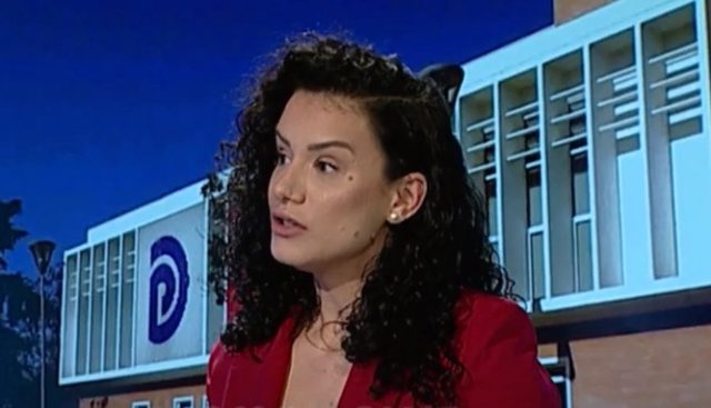 Kandidatja e PD: Patronazhistët na ndjekin me makina gjatë takimeve