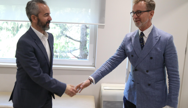 Zgjedhjet e 11 majit/ Ambasadori i BE takim me Celibashin