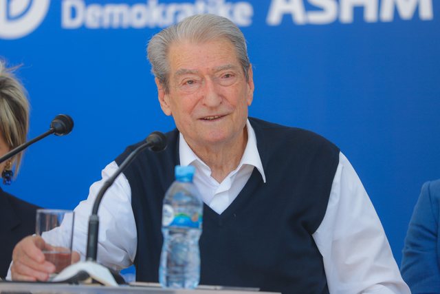 Berisha with farmers: Subsidies for you will increase from 32 million euros to