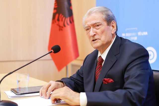 Berisha's 'non-grata' removed, journalist's irony: What