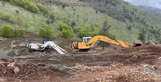 Shembja e masivit të kromit, ende asnjë gjurmë nga