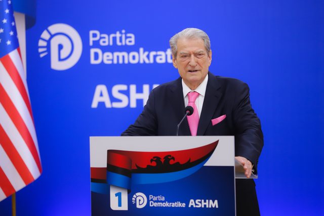 Berisha reagon ndaj qëndrimit të DASH: Përgjigje ndaj