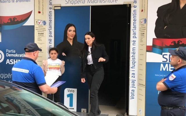Policia bashkiake tenton t'i mbyllë zyrën elektorale kandidates