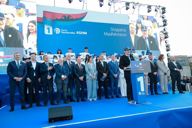 Berisha uron Papën e sapozgjedhur: Le t’i urojmë sukseset