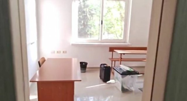 Nis me çudira votimi në Fushë Krujë, një qytetar