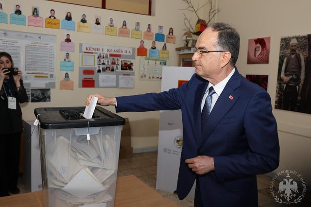 Voton Begaj, apel shqiptarëve: Shprehni lirisht vullnetin pa presion dhe me