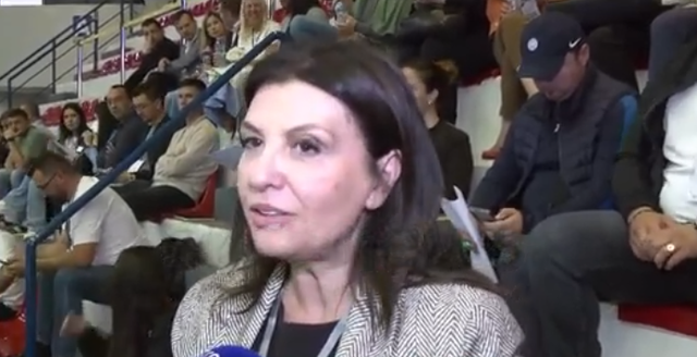 Topalli tregon problemet në Greqi: Janë rreth 190 mijë zarfe me