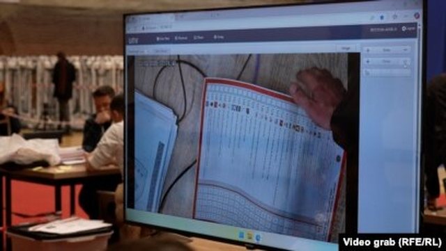 250 ballot boxes are being counted in Tirana, here are the results so far
