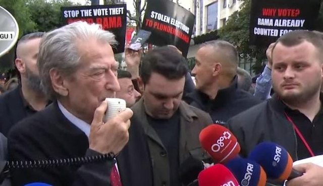 Sali Berisha joins the protest