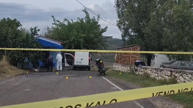 Tragedy in Roskovec/ The surrounding wall of the apartment collapses, a