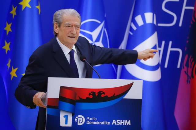 Berisha: 4 rezoluta ndërkombëtare e dënuan farsën elektorale