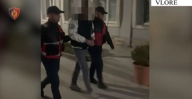 Arrestohen dy persona në Vlorë, kapen me lëndë narkotike