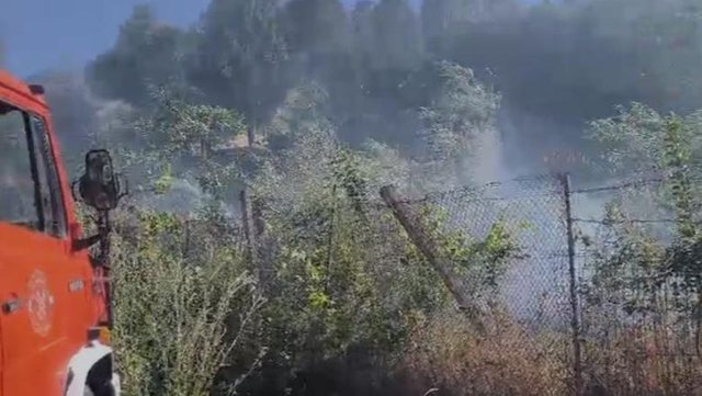 Fire in Lazarat, several homes at risk