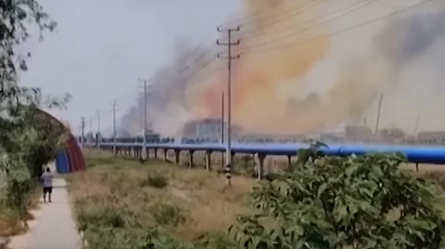 VIDEO/ Shpërthim masiv në një fabrikë kimike në