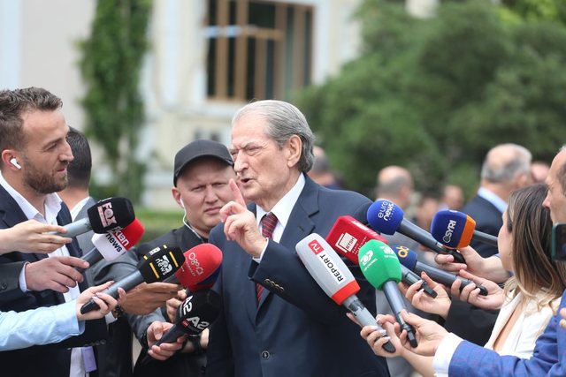 BIRN: Parliament resumes work, removing the floor from the opposition