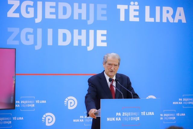 Berisha denounces: Here are the offices parallel to the PS voting centers where